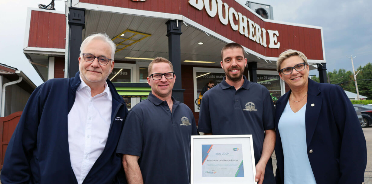 Le Bon coup de mai remis à la Boucherie Les Beaux-Frères Le Bon coup de mai remis à la Boucherie Les Beaux-Frères